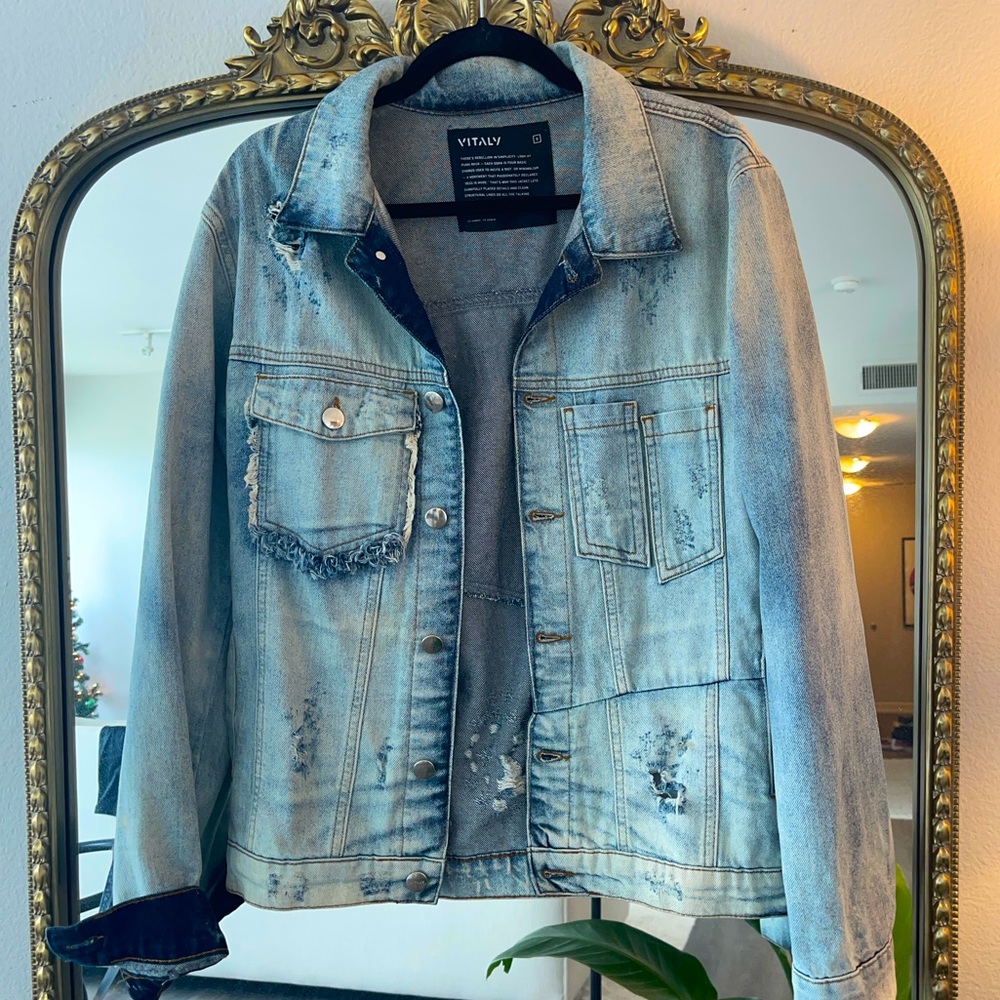 S Vitaly Distressed Denim